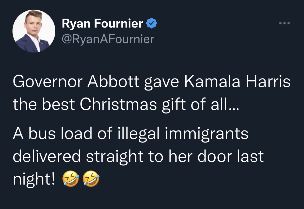 davramdavram's tweet photo. WWJD? Jesus totally would have used humans as political props on Christmas Eve. https://t.co/e4y6vb7L36