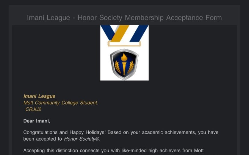 DrShan228's tweet photo. Congratulations baby girl!  What a way to finish your very first semester of college!  I'm proud of you!  Keep up the good work Mani Monster 💪🏽💪🏽💪🏽 #HonorRoll #StudentAthlete #BrainsAndBeauty #FutureFBIAgent 
#VictoryIsYourOnlyOption 🥰😘❤️🏀🕵🏾‍♀️👩🏽‍💻🔎 https://t.co/43FSmAhCaa