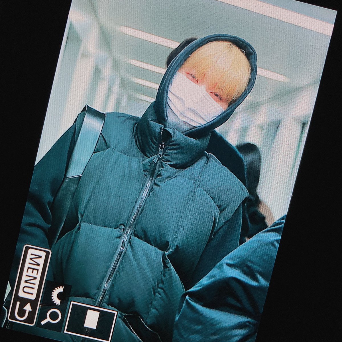 흐아 뢰알
성냥팔이 미소년..