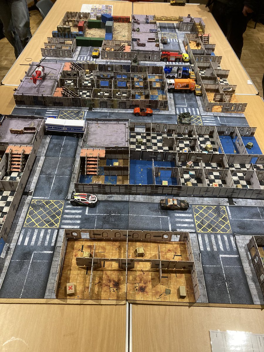 RedDwarf6's tweet photo. Friend at club set up a brilliant game of Zombicide with 3D terrain the other night, an awful lot of work in set up but great to play on. https://t.co/mu6rsjxGOu