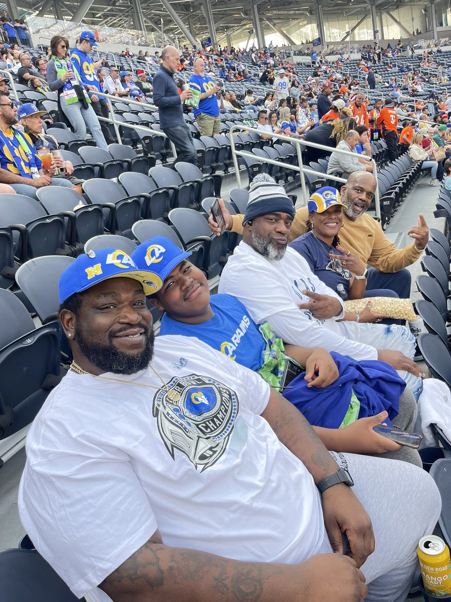bburgerboyz's tweet photo. Family Time… #RamsHouse https://t.co/ZFBM6t5Gf5