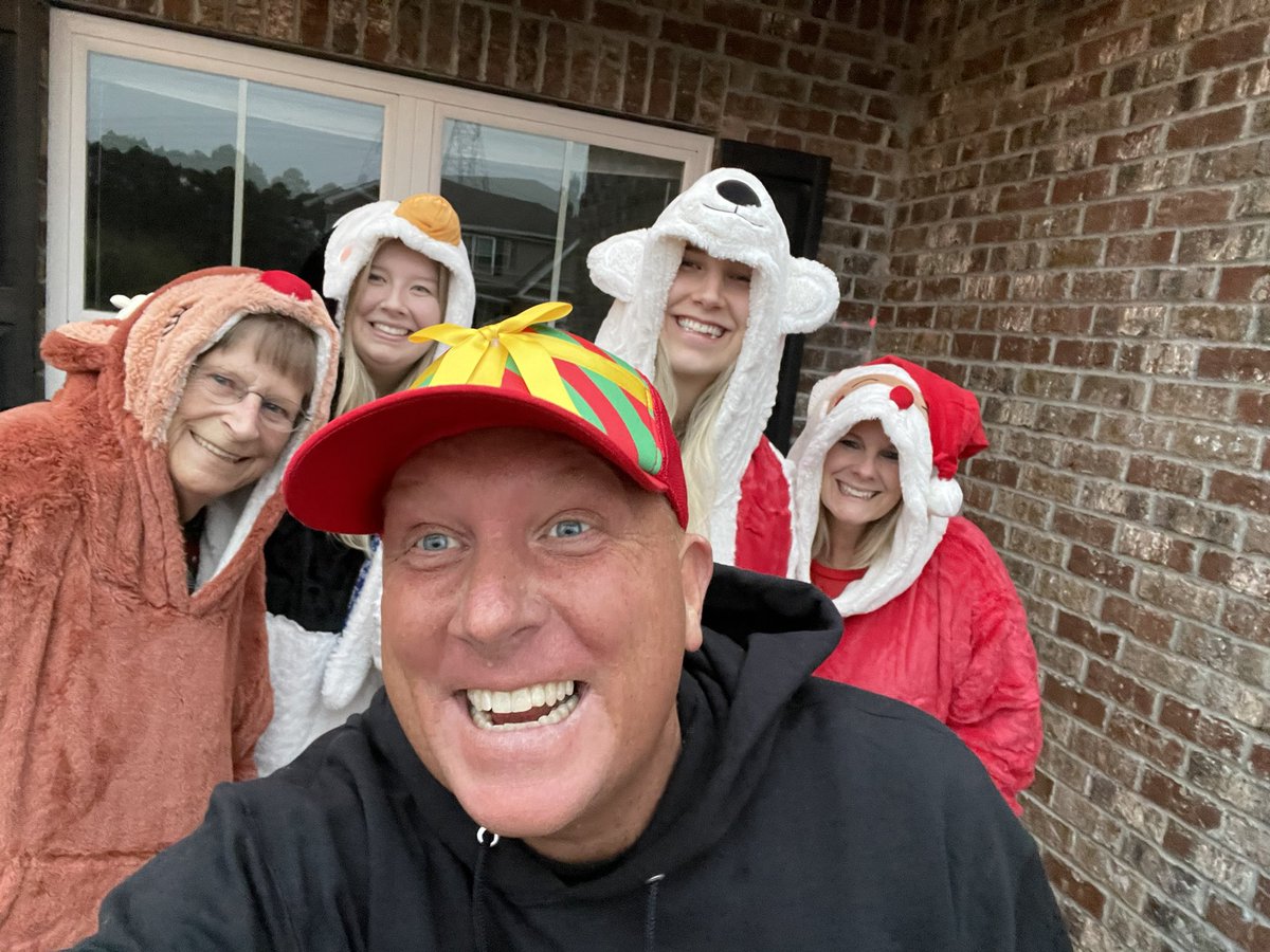 Mike Lauterbach tweet media