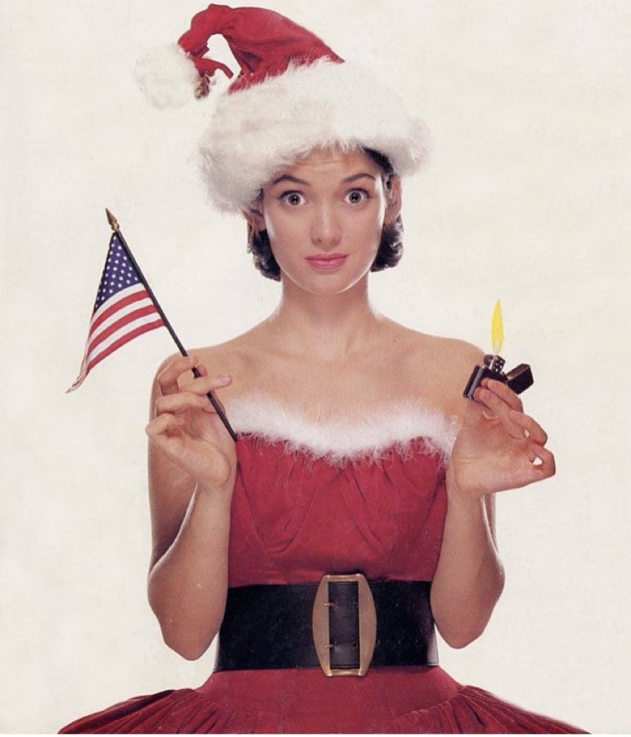 merry christmas and happy holidays everyone! i hope everyone had an amazing day &lt;3