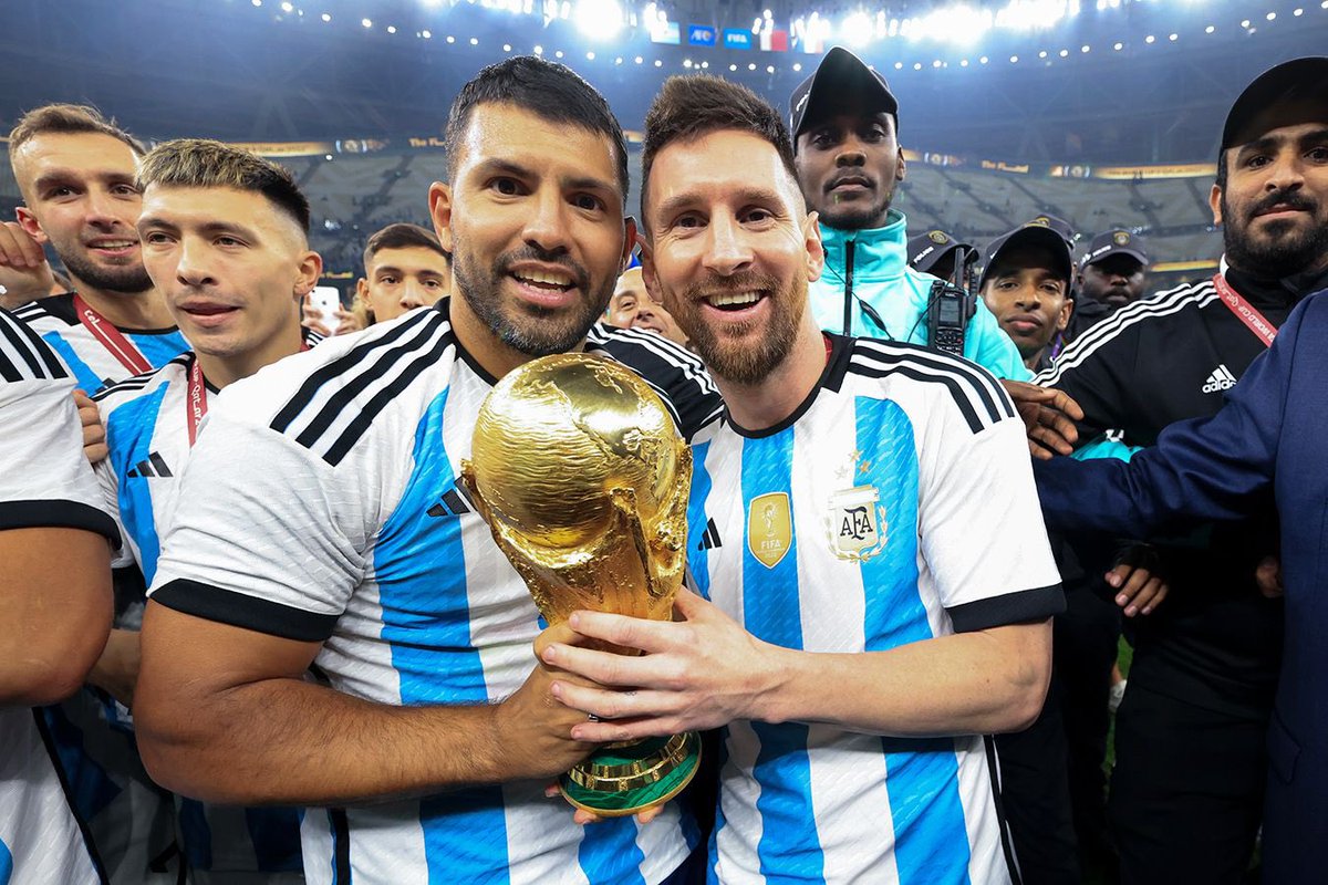 ybaolong's tweet photo. @aguerosergiokun demasiado pronto 🫣 https://t.co/cRFtzsoPll