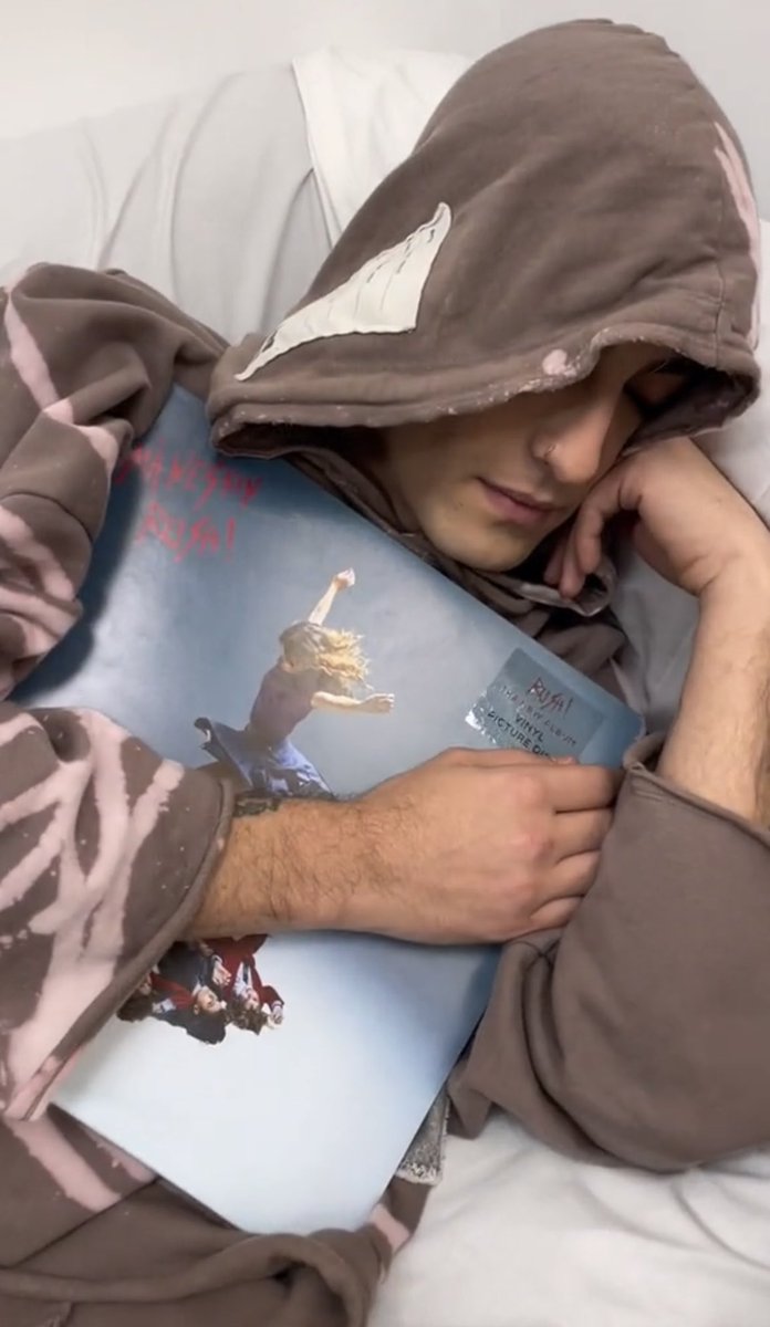 yea id hide that too if i were u !