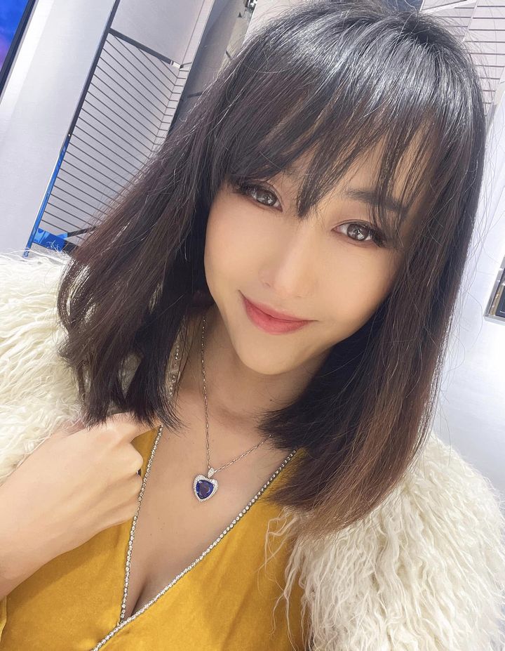 Freya Laura tweet media