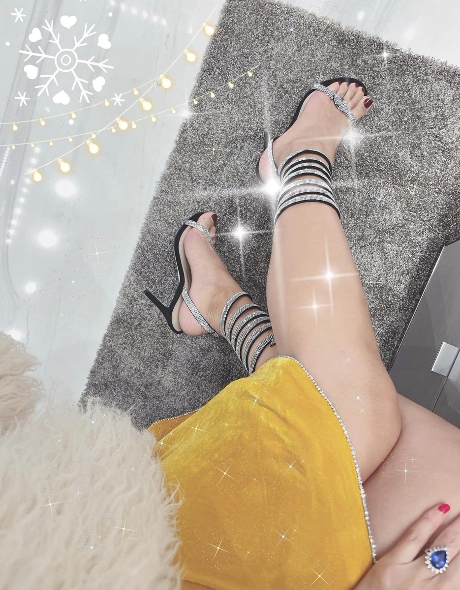 Freya Laura tweet media