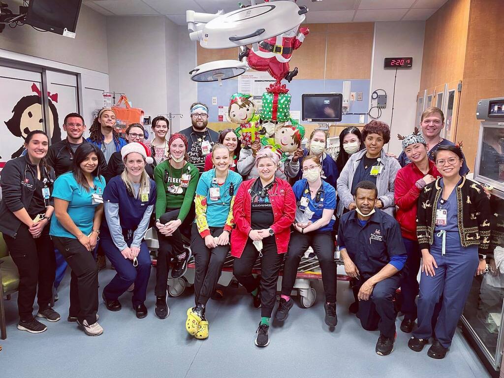 Merry Christmas and Happy Holidays from the Riley Emergency Department🎄❤️🎁 Wishing everyone a safe and happy holiday season! instagr.am/p/CmmxWunuOkf/