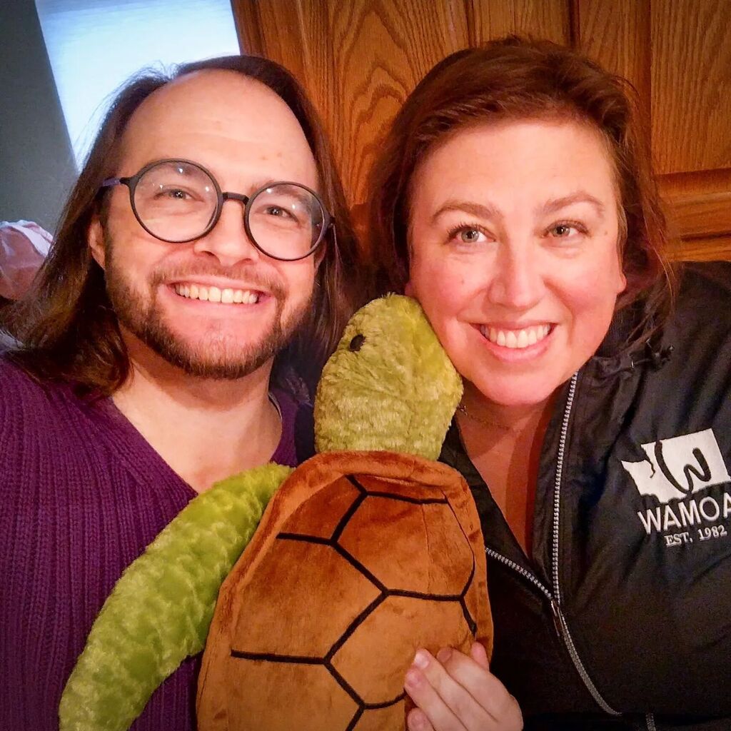 AdamTheAlien's tweet photo. A #selfie from earlier in the week with my sister @alicialawver and the plushie turtle she gave me as a gift! I have named the turtle Eponine, and her nickname is Penny. #birthday #Christmas #family #Tacoma #Washington #AdamTheAlien #turtle #plushies #la… https://t.co/JPACXOmiZ0 https://t.co/tZFtdbnUDQ