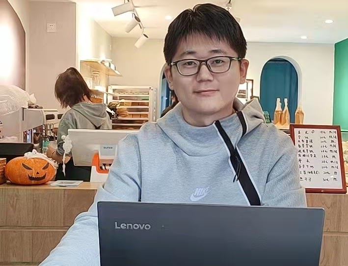 JSSSJournal's tweet image. 🆕Welcome a new member of our Editorial Board

🎓Lianyong Qi 
College of Computer Science and Technology, China University of Petroleum (East China), China

🔗Detail: jsssjournal.com/editorsChief/i…
🏷️Research Interests：
#Bigdata #Servicecomputing #Recommendersystems #Privacypreserving