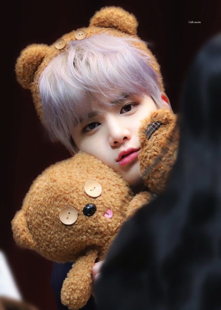 YHOONLOOKS's tweet photo. https://t.co/2q10jjzuig