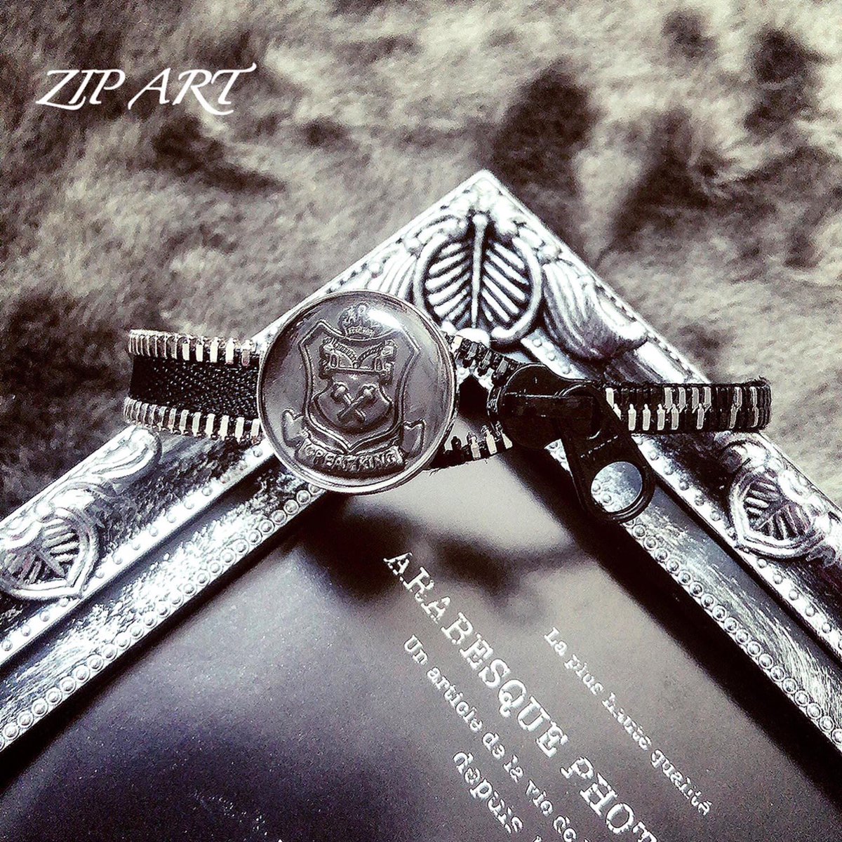 romanceinzip's tweet photo. メンズのアンバサダー＆モニター募集中💕 #romanceinzip  #多分私しかやってない #ファスナーのアクセサリー #zipart #惹き寄せアクセサリー #パワーアクセ
自分史上最強最高の自分になれるアクセサリー🌹 https://t.co/Rlz9g27c0a