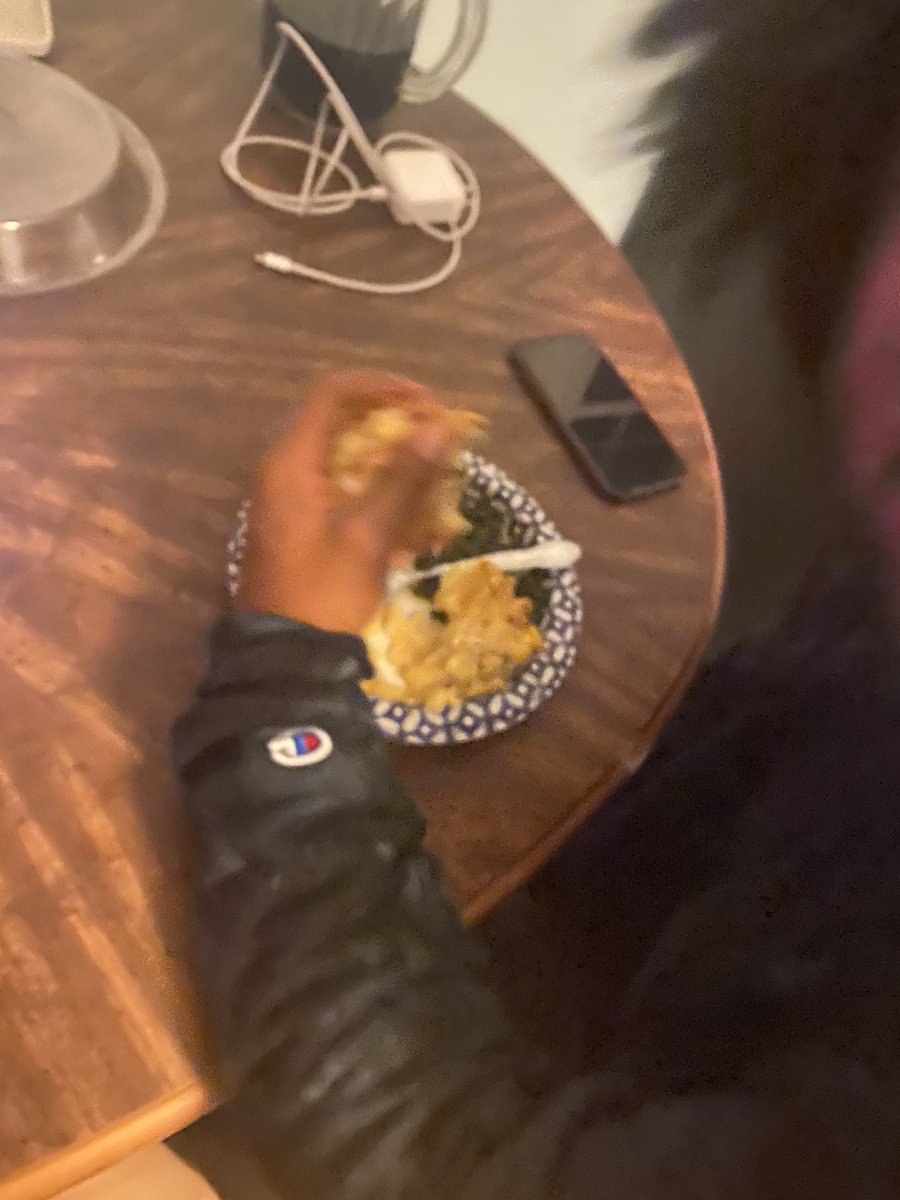 icnoticey's tweet photo. Bro gatekeeping Christmas Dinner 🤫 https://t.co/anOyREXo5o