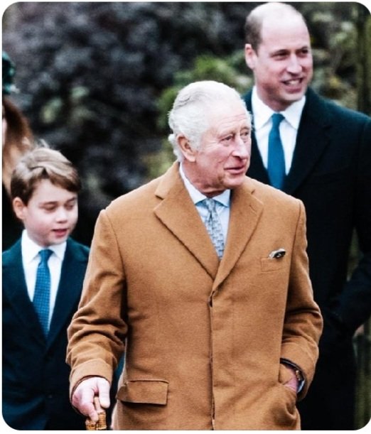 dancer155619165's tweet photo. 🎶We three Kings...
#futuremonarchy #goodhands #MeghanMarkleisToxic #MeghanMarkIsaLiar https://t.co/H9S7te1DBh