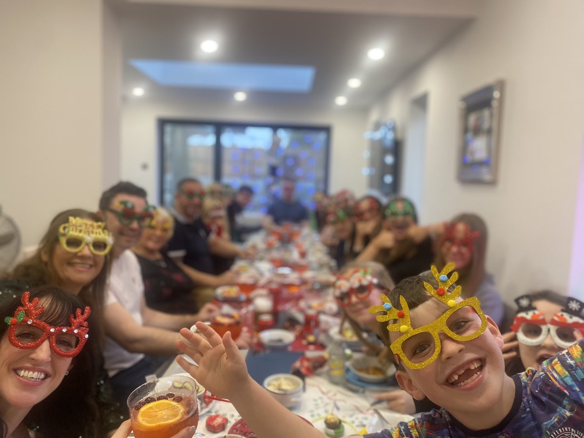 Amanda_Denman7's tweet photo. Christmas 2022, nights finished this morning, 2 hours sleep . Worth it to spend it with all 21 of us. The best day 🎅🏻🎄🎁🍷#MerryChristmas #familyiseverything #grateful https://t.co/e4w5ohg17q
