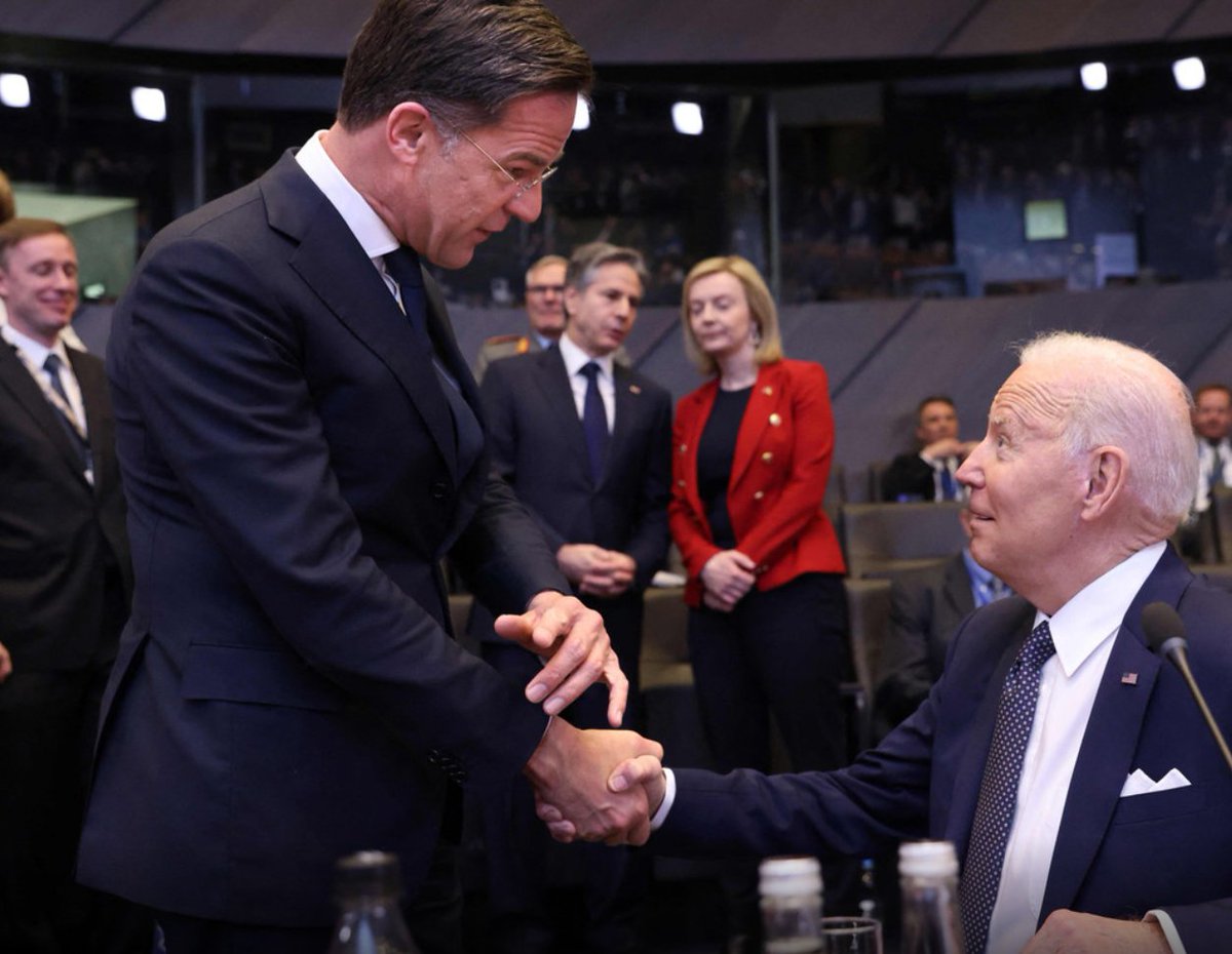 JGuldemond's tweet photo. No, I'm not raising my hand. Because we in the Netherlands have Mark Rutte.#BeyondWorst 

#RutteMustGo #RutteMoetWeg #Rutte4Exit https://t.co/yxr4ONg1fr
