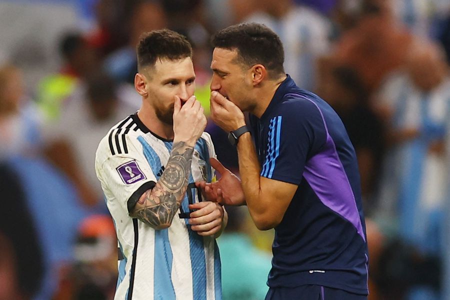 #elprogramadelavecchia 
LEO no pude ver el clip del mundial ... 
Tranqui a las 22 hs repiten el especial 2022 🙌🇦🇷.
#tycsports 
<a href="/Ferlavecchia/">Fernando Lavecchia</a> 
<a href="/calioffranco/">Franco Calió</a> 
<a href="/MatiPelliccioni/">Matias Pelliccioni</a>