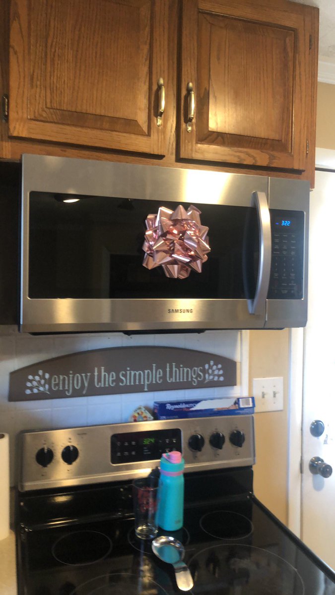 bpmitchell47's tweet photo. Merry Christmas. We spoiled ourselves today. Santa brought Aggie her own house. I got a few new Apple products from a new watch to a new set of AirPods. https://t.co/uOJzqn6p7Y
