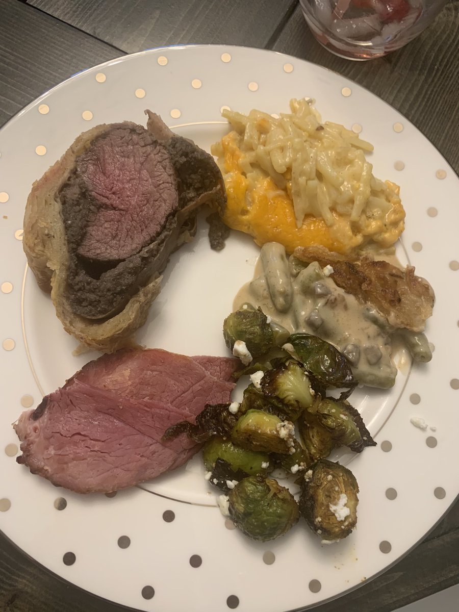 macstorm17's tweet photo. Get you a girl who cooks as hard as she cryptos…

@cryptoCmac is a lucky man!

Merry Christmas y’all! 

🎄🎁🎅🏼🎄🎁🎅🏼🎄🎁🎅🏼🎄🎁🎅🏼🎄

#BeefWellington #MississippiMudPie #AllTheSides #CryptoCook #ChefCrypto #DoesItAll #WenBull #WenPrivateChef https://t.co/lSUBcNruMm