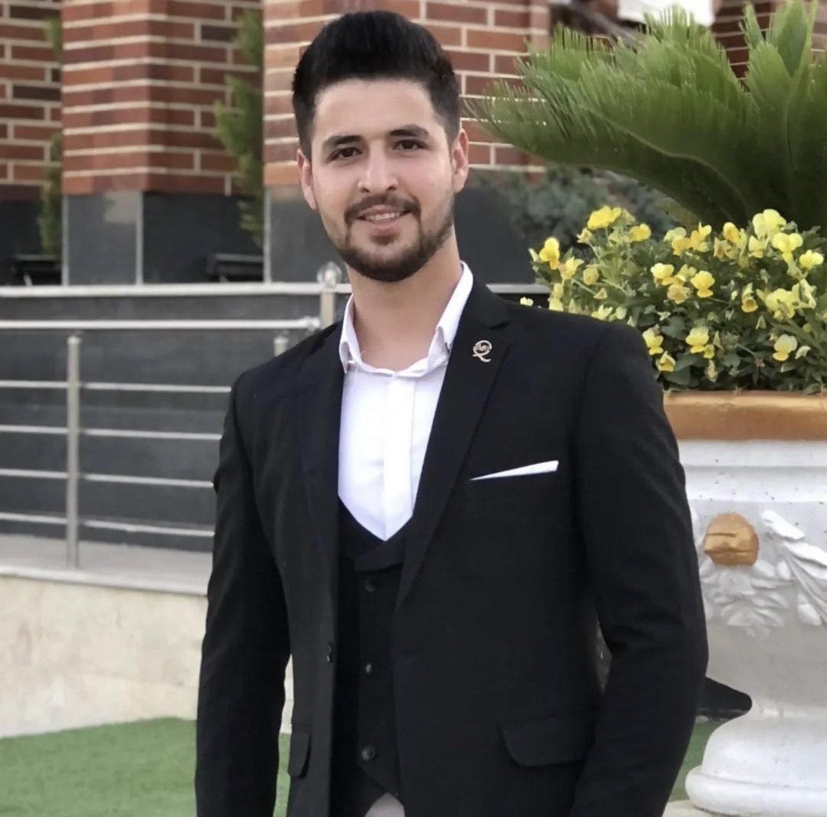 TheDrIman's tweet photo. #MohammadGhobadlou is a known case of bipolar disorder and hadn't been taking his medication for 3 months before being arrested during the protests in Iran 
The court sentenced him to death without considering his medical condition
He may be executed at any time now
#MahsaAmini https://t.co/qE3eWprEXy