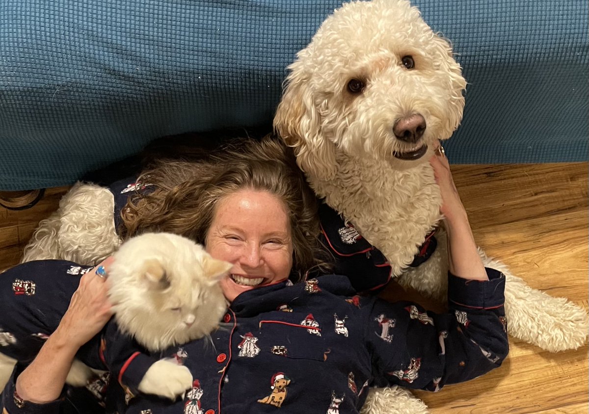 Chip's Tip: Wuv Matters! Spend time immersed in it whenever you can! Merry Christmas &amp; Happy Holidays from Rebecca, Chip and Ice. #teachersoftwitter #coaches #educoachchat <a href="/CorwinPress/">Corwin</a> <a href="/C3Coaches/">C3-Connecting-Coaches-Cognition Podcast</a> <a href="/CoachingPD/">Instructional Coaching Group</a> @coachandteach #dogsarelove #dogsoftwitter #Cat coachhappy.com