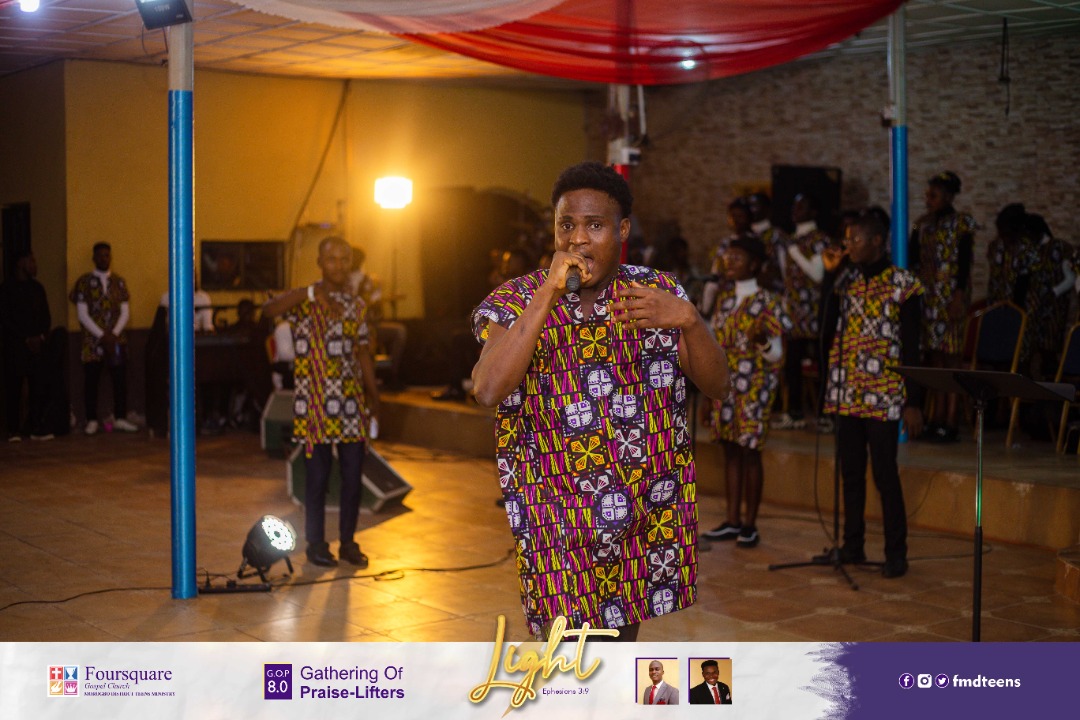 FMDteens's tweet photo. GOD'S ARMY
#GOP8.0 #FMDTeens #light #December25th #Christmas https://t.co/hzk871Upwe