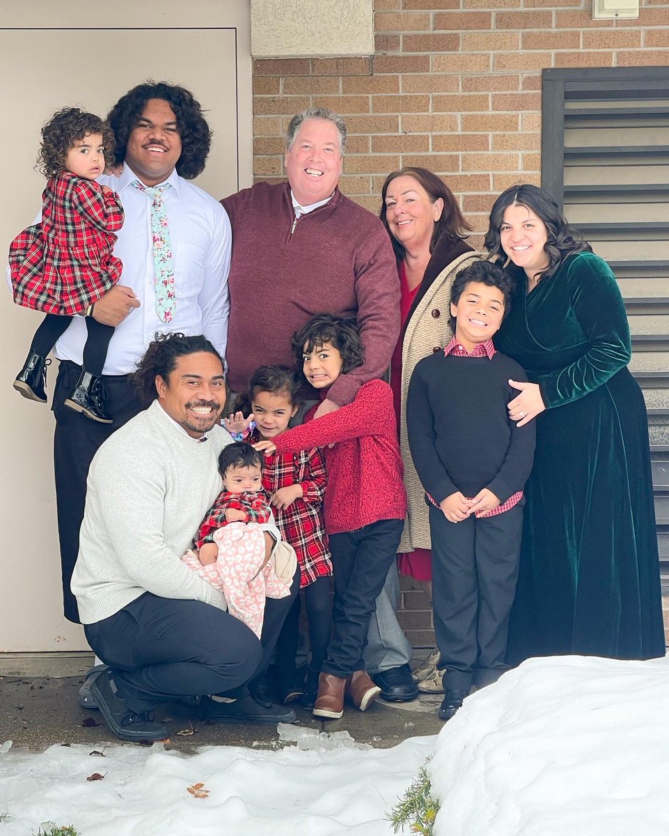 mccallpomee's tweet photo. мerry cнrιѕтмaѕ 🎄

From our tribe to yours, I hope your holiday was as good as ours! We’re grateful for the birth of our Lord and Savior that we celebrate today ❤️

#tinytribe #FOE #weallweneed https://t.co/rBZGQ2ZYjV