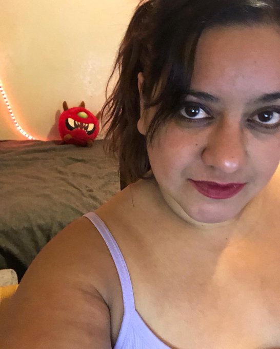 Merry Christmas! Some selfies from December ❤️ https://t.co/wHTHBBWQTe<a href="/tag/newprofilepic"class="tags"><span>#newprofilepic</span></a>