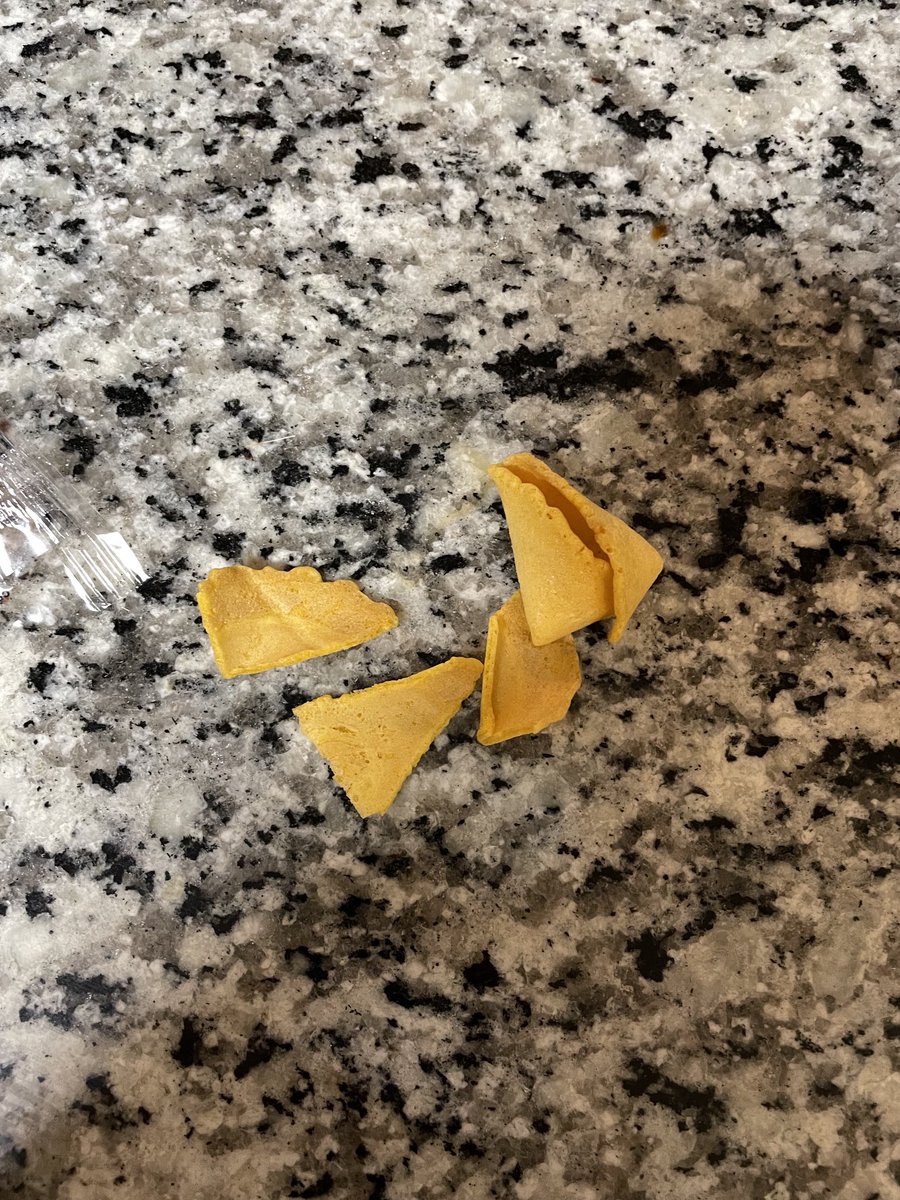 12yo, tonight on the eve of her birthday, got no fortune in her Chinese “fortune” cookie. “Guess this is a bad sign,” she said. 😬