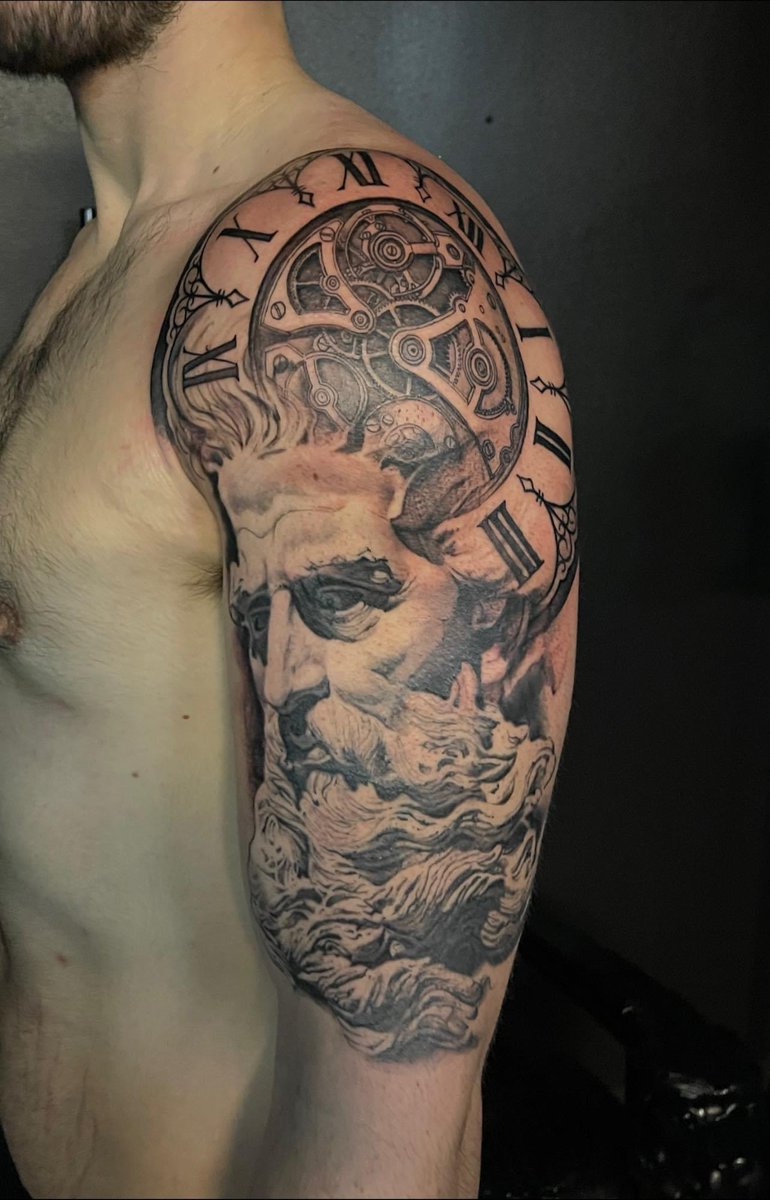 grub_tf's tweet photo. I should be back streaming hopefully by next month. Think I’m going to start streaming more than just cod. It’ll still be the main thing I stream. But I want to expand into more single player games. Also a little life update I got a tattoo earlier this month. https://t.co/XOxgbsCRU9