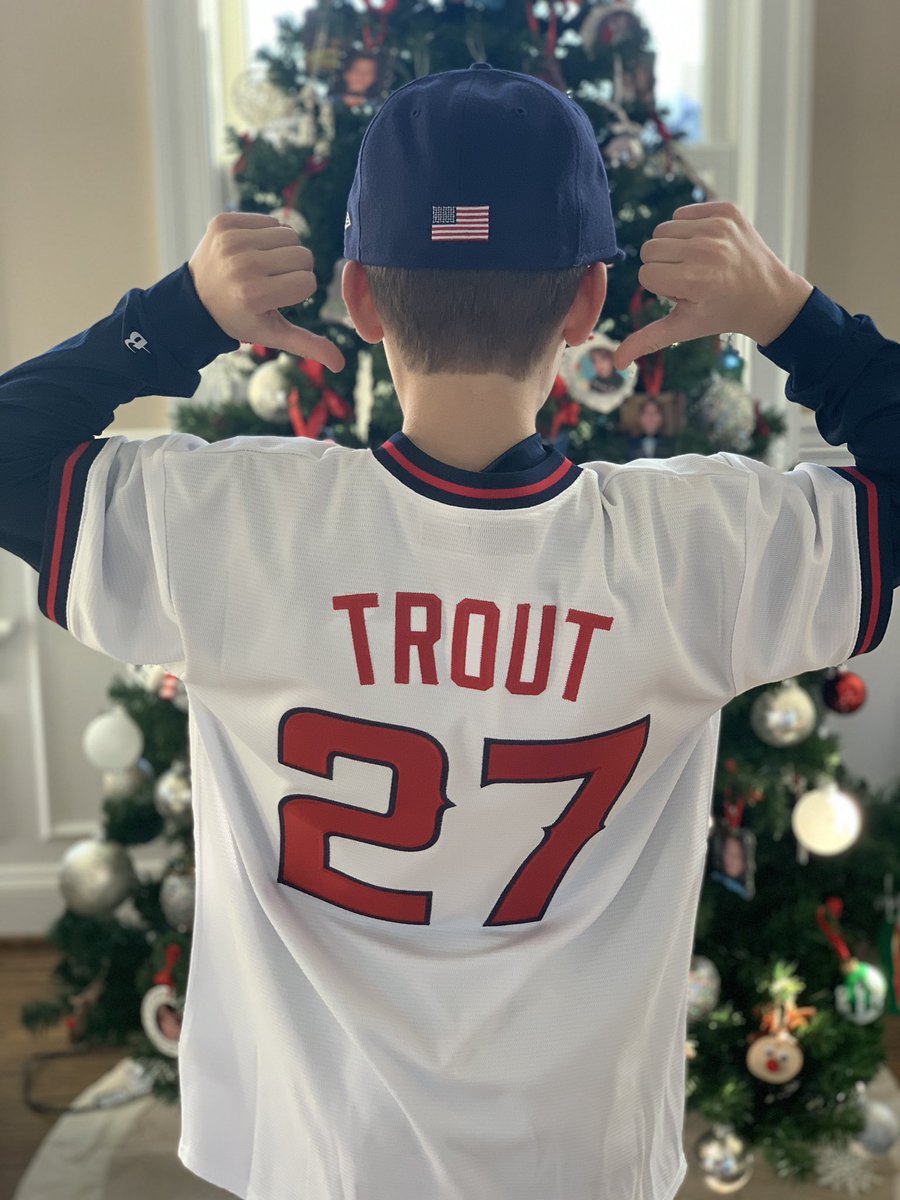 jason_edelson's tweet photo. Only one outfit is appropriate for Christmas and that’s a “Troutfit” @MikeTrout https://t.co/rnlH5Sz5NN