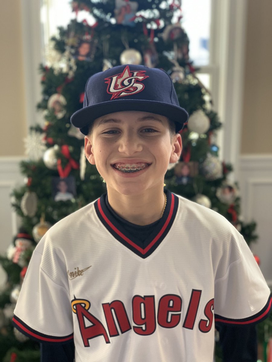 jason_edelson's tweet photo. Only one outfit is appropriate for Christmas and that’s a “Troutfit” @MikeTrout https://t.co/rnlH5Sz5NN