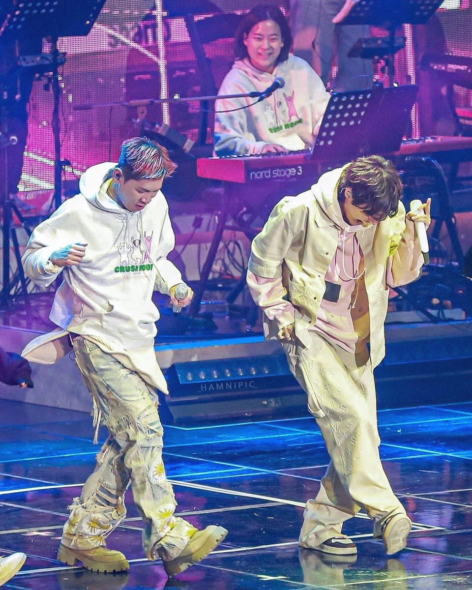 rosehope218's tweet photo. 뒤에 홍소진님 흐뭇한 표정ㅋㅋㅋㅋㅋㅋㅋㅋㅋㅋㅋㅋㅋㅋㅋㅋㅋㅋㅋㅋㅋㅋㅋㅋㅋㅋㅋㅋ완전 나잔아ㅠㅠㅋㅋㅋㅋㅋㅋㅋㅋㅋㅋㅋㅋㅋ https://t.co/EFaAl44SOQ