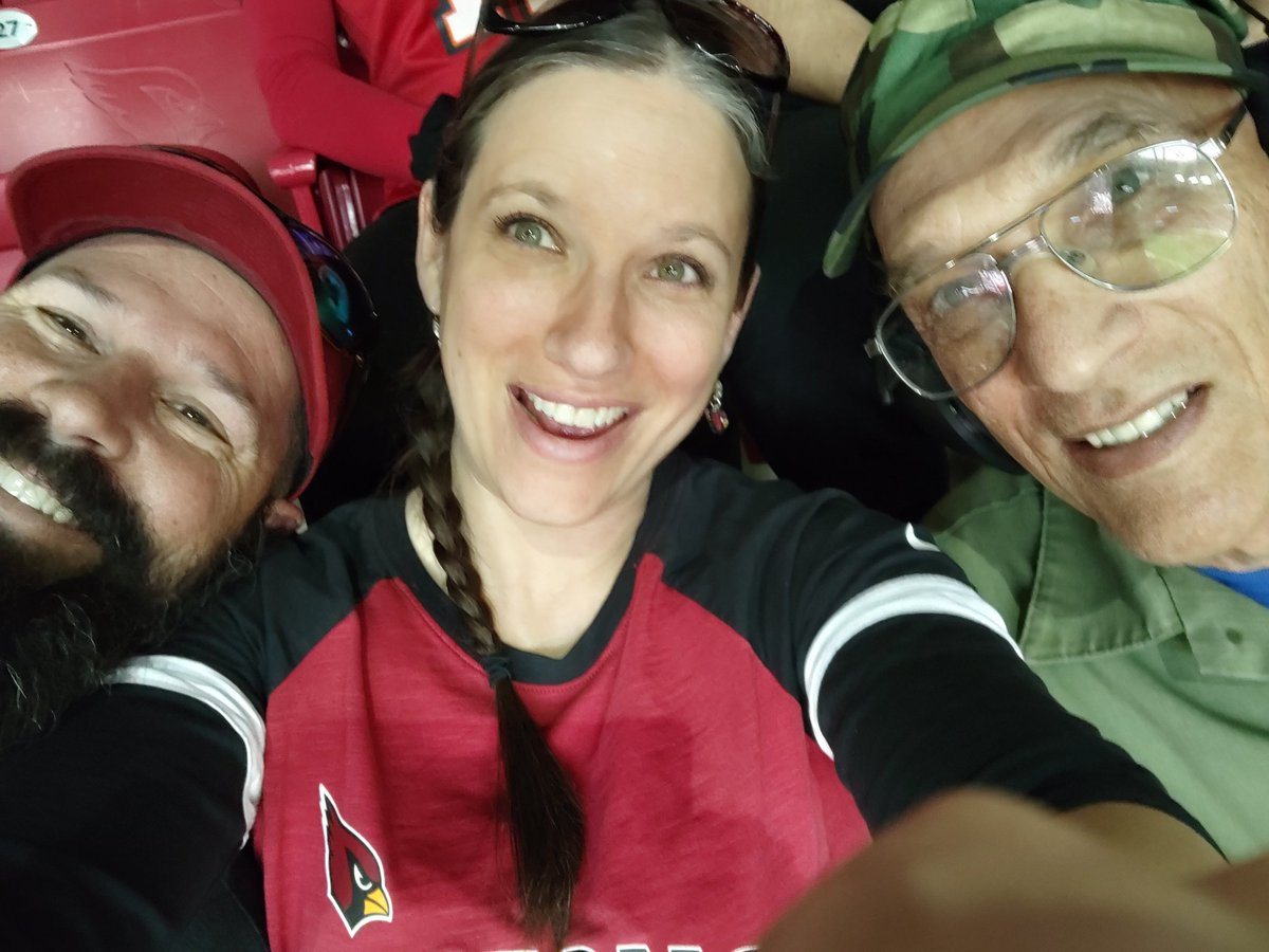 Sarah Lovell tweet media