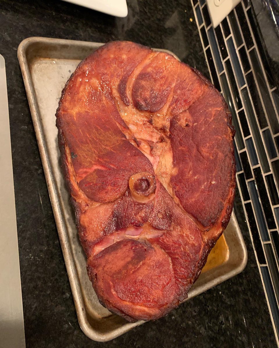 darinchartier's tweet photo. Double smoked ham out of the @PitBarrelCooker for Christmas dinner. Yum! https://t.co/nvpkOMfuop
