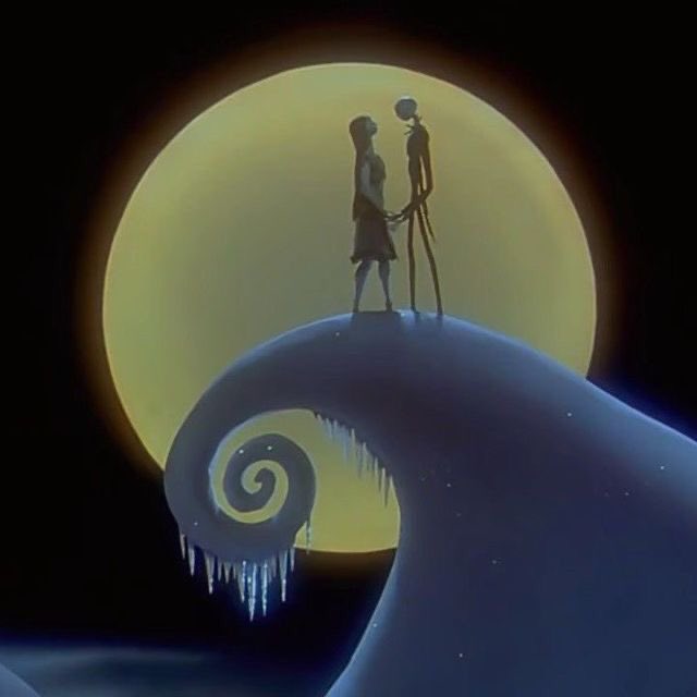 murdermerenee's tweet photo. happiest of christmases y’all, i sure know i am 🐍💚🖤🕷 — #reyfleets https://t.co/B9benqQ9ET