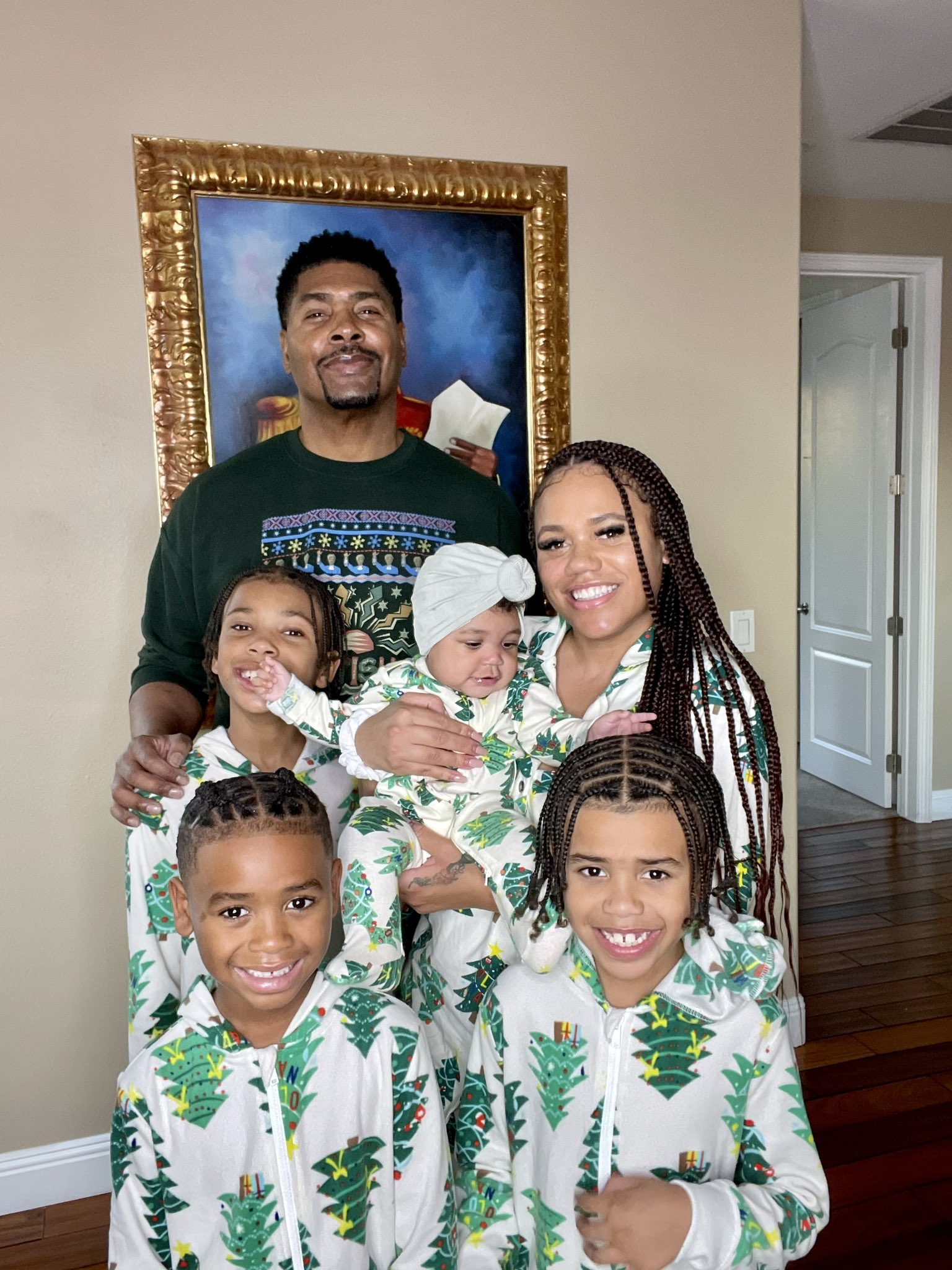 Tariq Nasheed πΊπΈ on Twitter "Happy Arutisuse βοΈ HappyHolidays πΎ