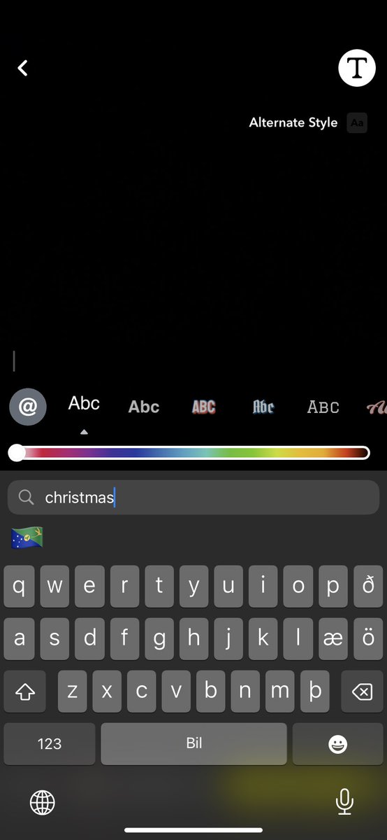 sesseljaoskk's tweet photo. Ef þið eruð að nota ensk orð þegar þið eruð með stillt á íslenskt lyklaborð þegar þið leytið af emoji þá eru þið að gera það vitlaust😚 https://t.co/hxBzRAO9QS