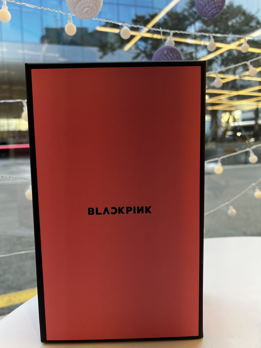Shifa_Afi's tweet photo. Hai gais… i have extra 1 lightstick for BlackPink. Dm me asap

#BORNPINKINKL #BORNPINKinMY #blackpinkinkl
#BlackPinkinMY https://t.co/LcBhE5HdmX