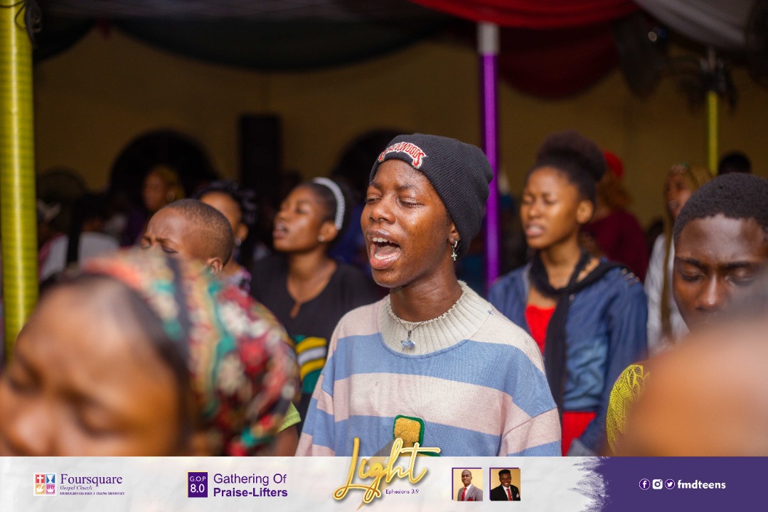 FMDteens's tweet photo. Pray oo!!!
#GOP8.0 #FMDTeens #light #December25th #Christmas https://t.co/hFqkcc5lcz