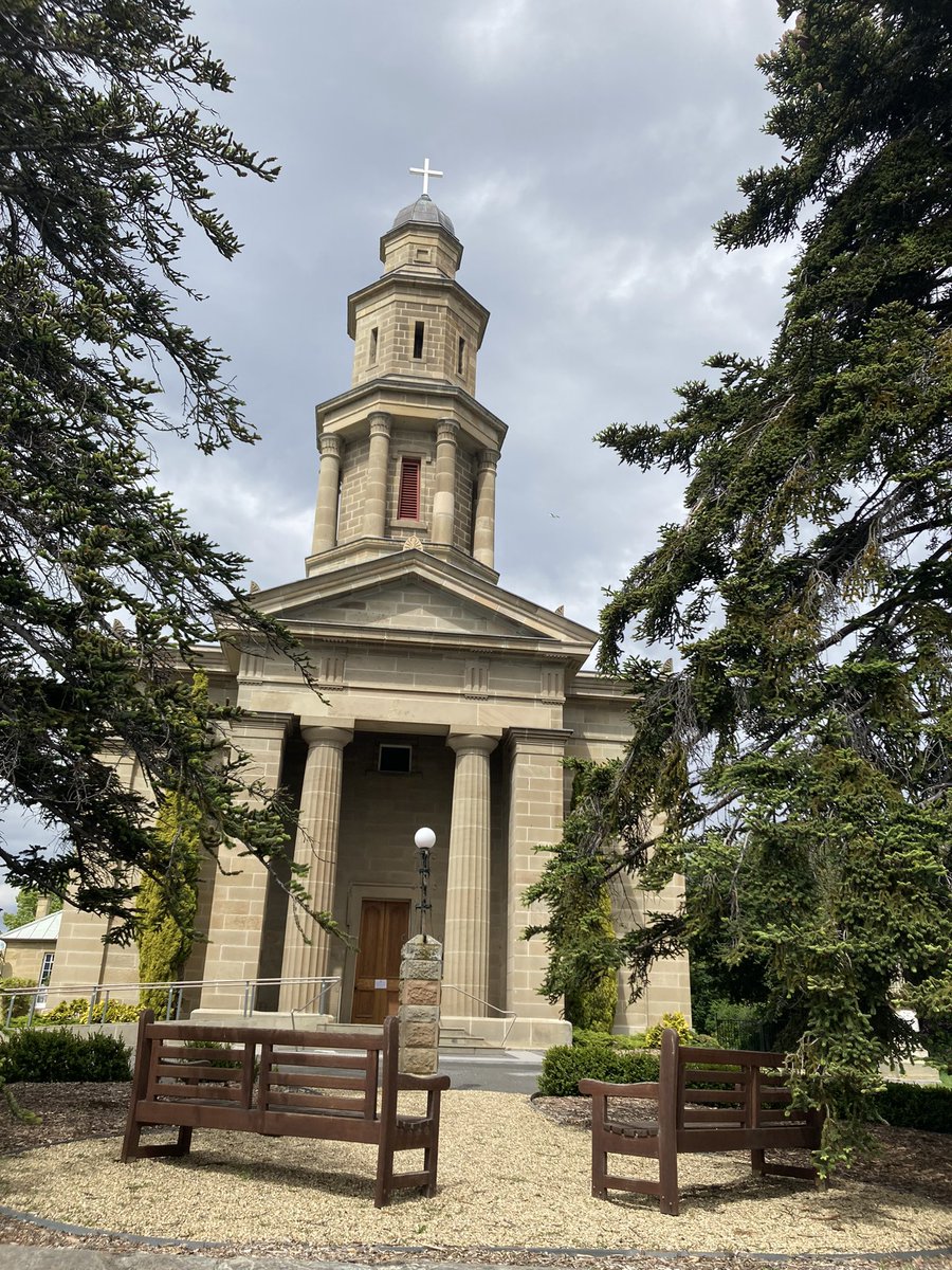 MemoryandWit's tweet image. Glorious Hobart: wonderful weather for buildings and boats accompanied by the bells of St David’s. Boxing Day bliss.