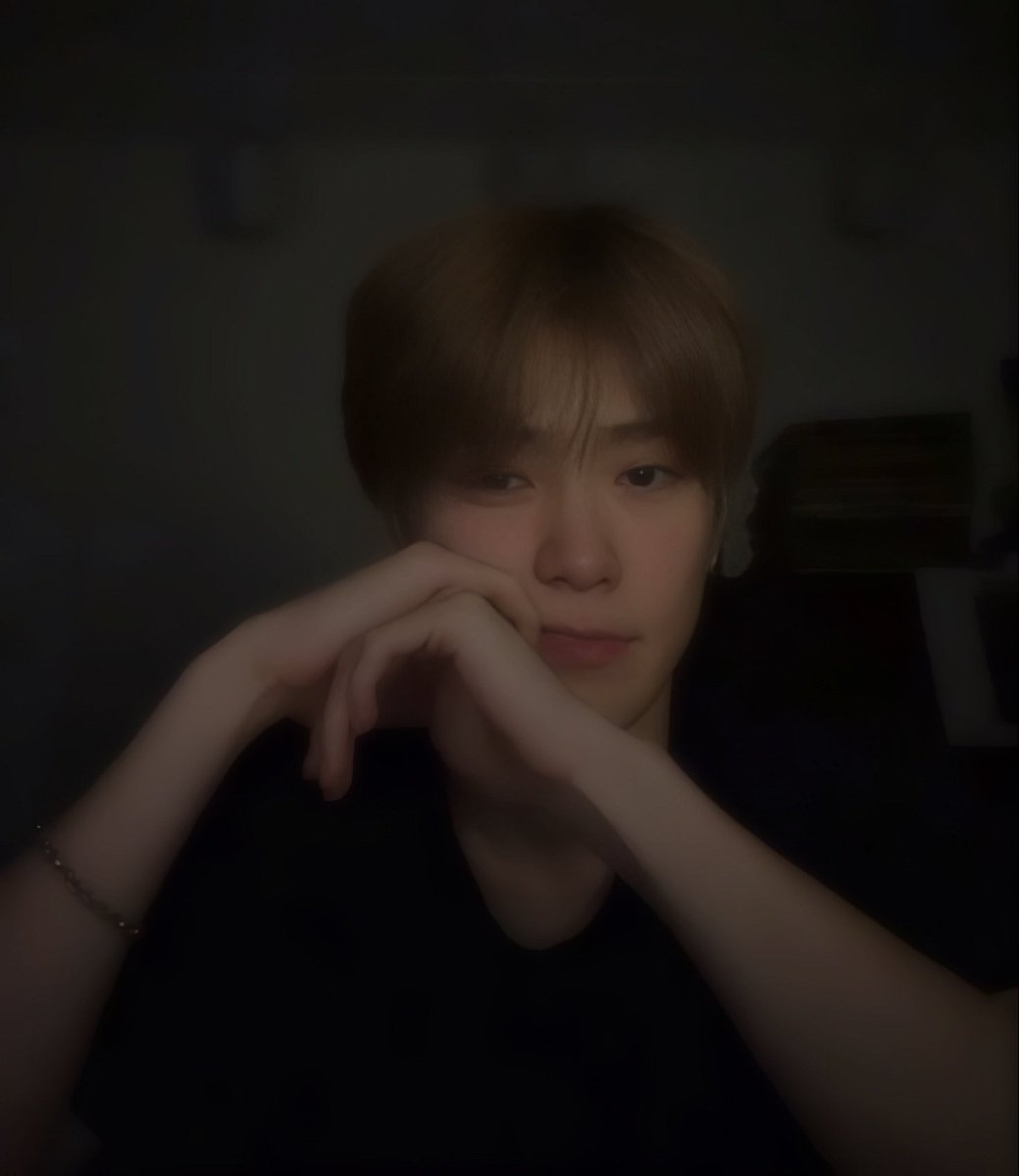 VINCESTICKER's tweet photo. ㅤㅤ
ㅤㅤㅤㅤ𝗩𝗶𝗰𝗲𝗻𝘁𝗲 𝗪. 𝗞𝗮𝗿𝗮𝘆𝗮𝗻, 25 𝗒𝖾𝖺𝗋𝗌 
ㅤㅤㅤㅤ1,83 height, 𝗙𝟭 𝗱𝗿𝗶𝘃𝗲𝗿, camboy
ㅤㅤㅤㅤ𝘀𝘄𝗶𝘁𝗰𝗵 — 𝘃𝗲𝗿𝘀. + 𝘁𝗼𝗽 — 63 kg.
ㅤㅤ https://t.co/eI03ZLPKQy