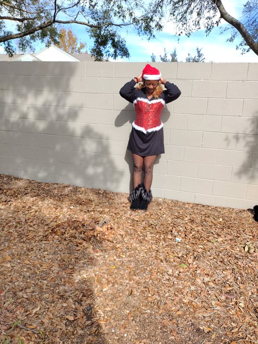 Merry Christmas Everyone!! https://t.co/51GOONwbmp<a href="/tag/wedgie"class="tags"><span>#wedgie</span></a><a href="/tag/ebony"class="tags"><span>#ebony</span></a><a href="/tag/ebonyfetish"class="tags"><span>#ebonyfetish</span></a><a href="/tag/coppers"class="tags"><span>#coppers</span></a><a href="/tag/amazonebonygodess"class="tags"><span>#amazonebonygodess</span></a>