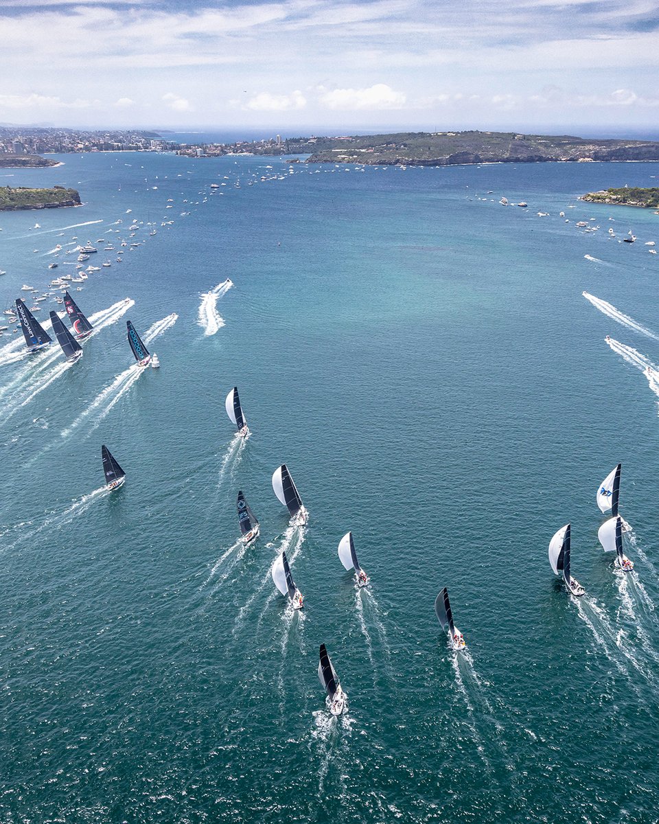 ROLEX's tweet photo. The #RolexSydneyHobart starting today is a huge challenge for big and small boats alike gathered from all over the world. Skill, courage, endurance and adaptability. These are the qualities required to negotiate the arduous 628-nautical mile course. #Perpetual https://t.co/Ql04Co0qTS