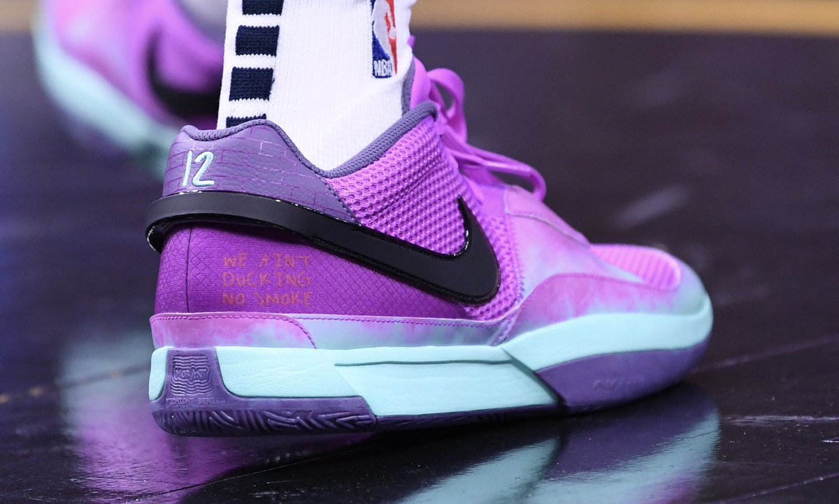 A closer look at the Nike Ja 1 on-feet. <a href="/JaMorant/">Ja Morant</a> 👀