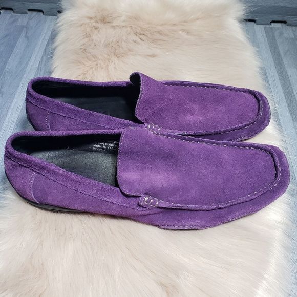 GoddessArmor's tweet photo. So good I had to share! Check out all the items I'm loving on @Poshmarkapp from @katwoman51 #poshmark #fashion #style #shopmycloset #bolle #boutique #kennethcolereaction: https://t.co/k9IAmjzLT1 https://t.co/FsnwuICfch