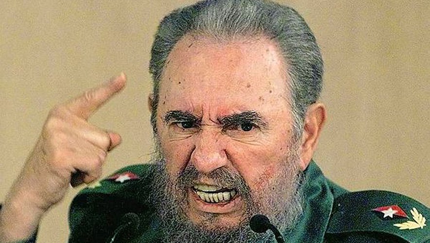 unpoetaahi's tweet photo. Si estuviera vivo ni siquiera tendríamos internet. Y los presos del #11J ya estarían fusilad0s 🇨🇺💔
#AbajoLaDictadura #Cuba https://t.co/BGtdDjwqrm