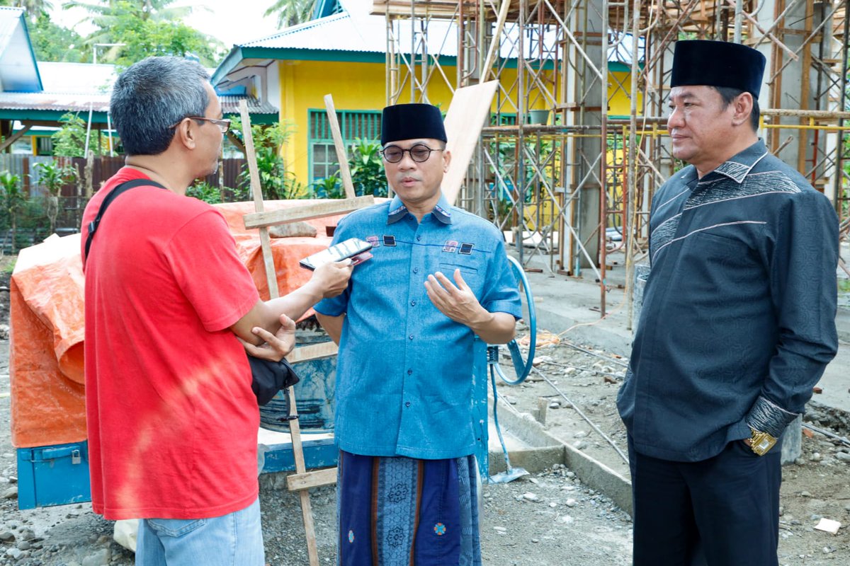 rosjonsyah64's tweet photo. Keinginan Wakil Ketua MPR RI Yandri Susanto untuk membangun pesantren di Desa Palak Siring, Kecamatan Kedurang, Kabupaten Bengkulu Selatan.
Sebagai pihak dari pemerintah Provinsi Bengkulu,Saya  siap membantu pembangunan pesantaren. https://t.co/lakHAUlHr5
