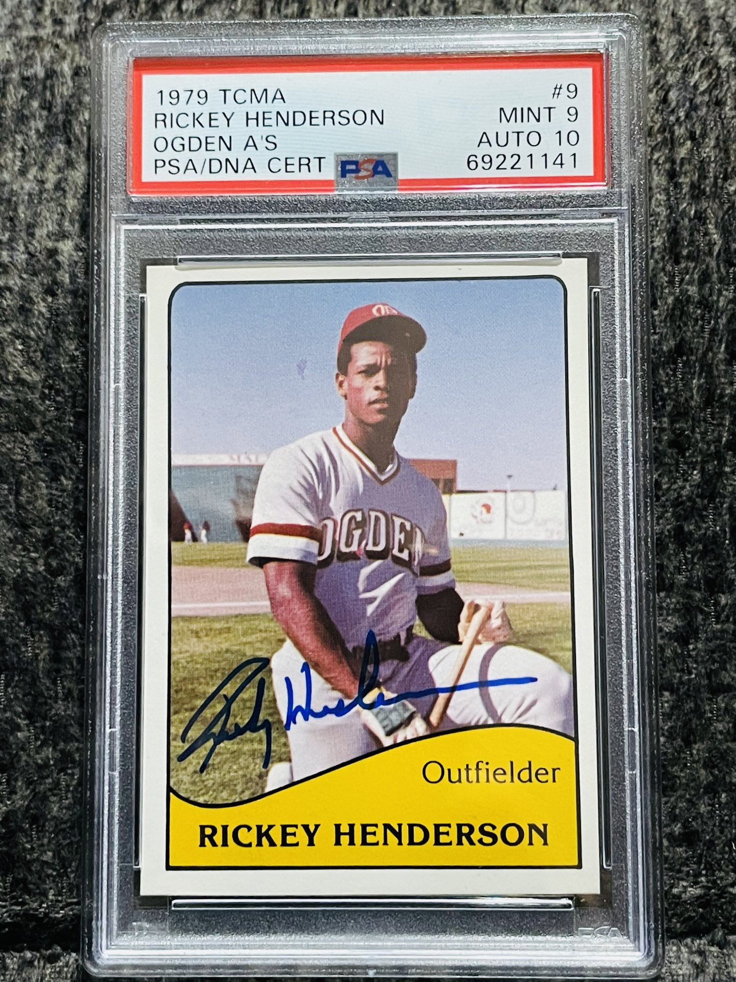 Happy Birthday to Rickey Henderson! 