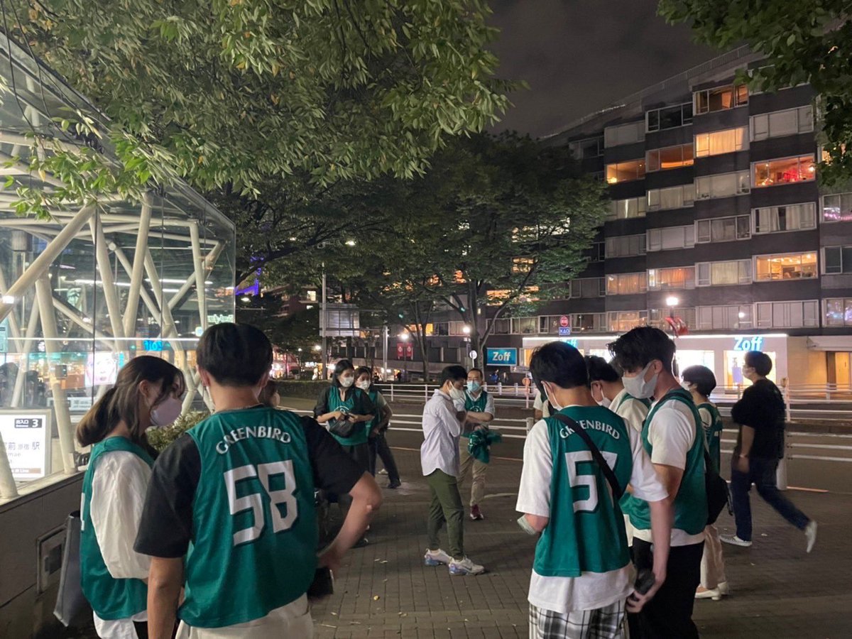 RootSeikei2020's tweet photo. 【Green bard】
夏休みに、ゴミ拾いボランティア活動に参加してきました!3日間に渡って3地域のゴミ拾いを行い、チームで街を綺麗にすることができました!私たちよりも若い世代の方々が活躍する姿に感銘を受けました🌱
また参加します!!
#春から成蹊
#ボランティアサークル
#成蹊大学
#RootSeikei https://t.co/f0DIoX2Eaa